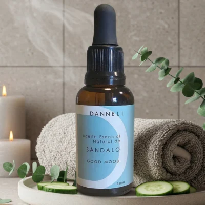 aceite esencial de sándalo natural